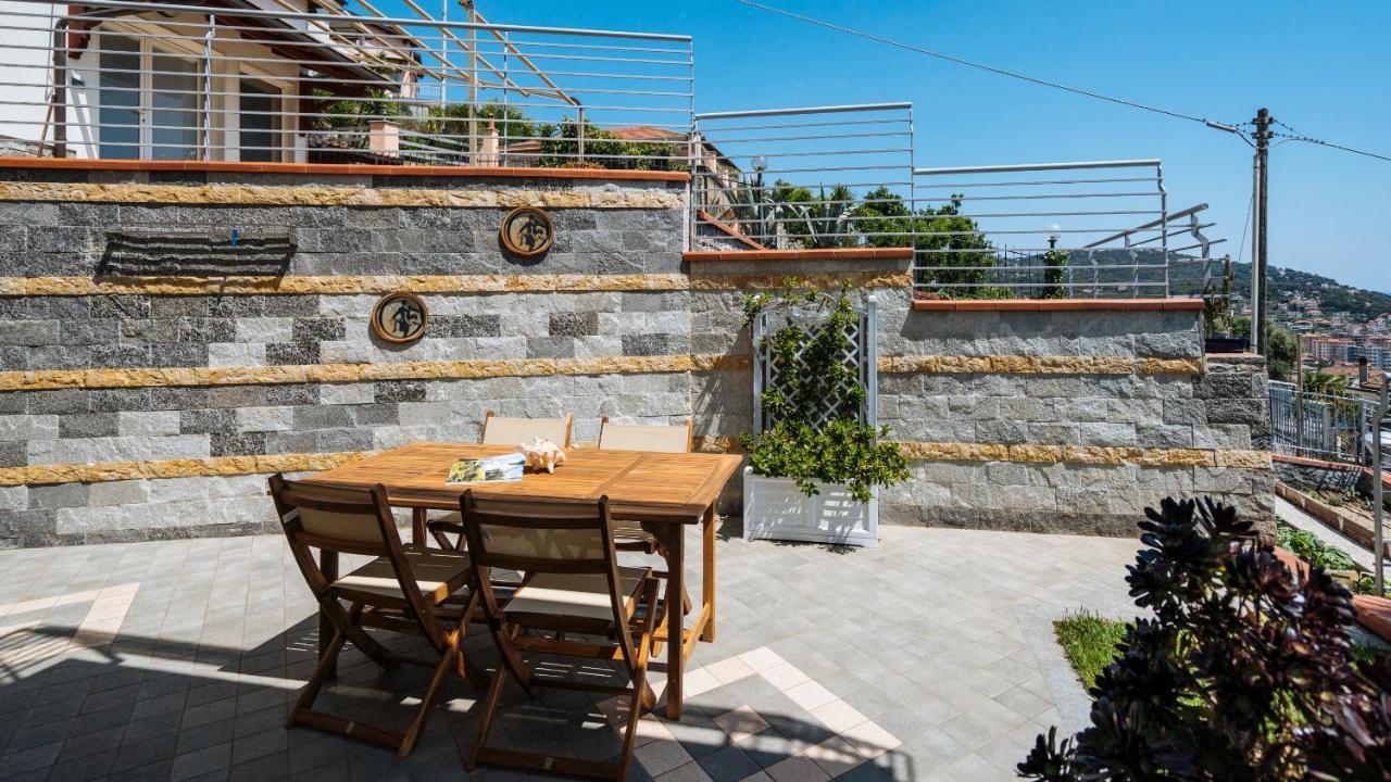 Italianway - Delle Ginestre 28 Apartamento Marina dʼMarina dʼAndora Exterior foto