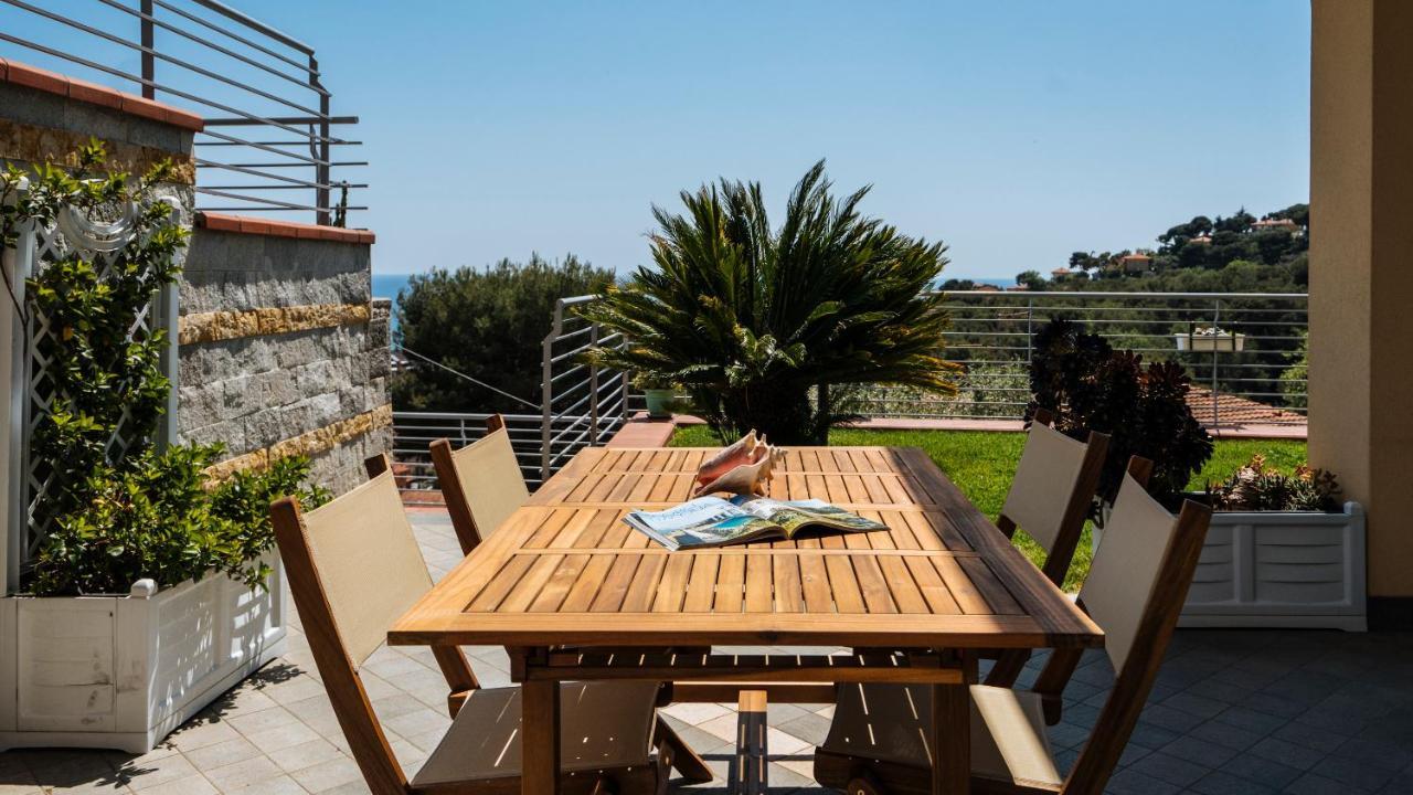 Italianway - Delle Ginestre 28 Apartamento Marina dʼMarina dʼAndora Exterior foto